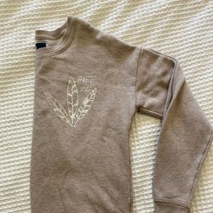 American Eagle Outfitters SMALL Sweatshirt